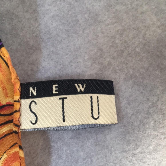 New York Studio 100% Silk Scarf - Picture 10 of 13